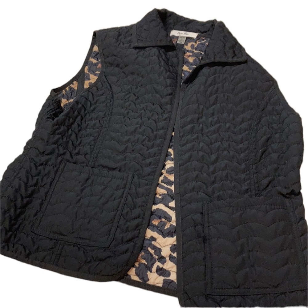Onque Woman Black Quilted Vest